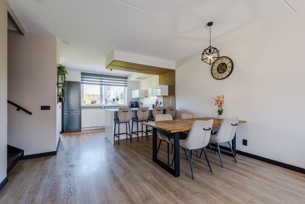 Medium property photo - Wimpelplantsoen 227, 1319 ED Almere
